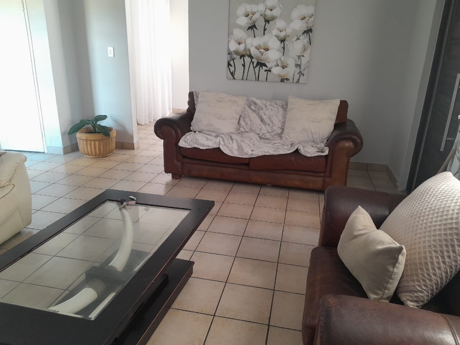 3 Bedroom Property for Sale in Geelhoutpark North West